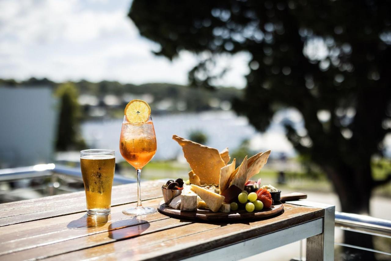 Huskisson Hotel Extérieur photo