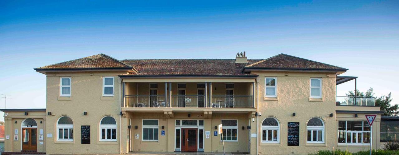 Huskisson Hotel Extérieur photo
