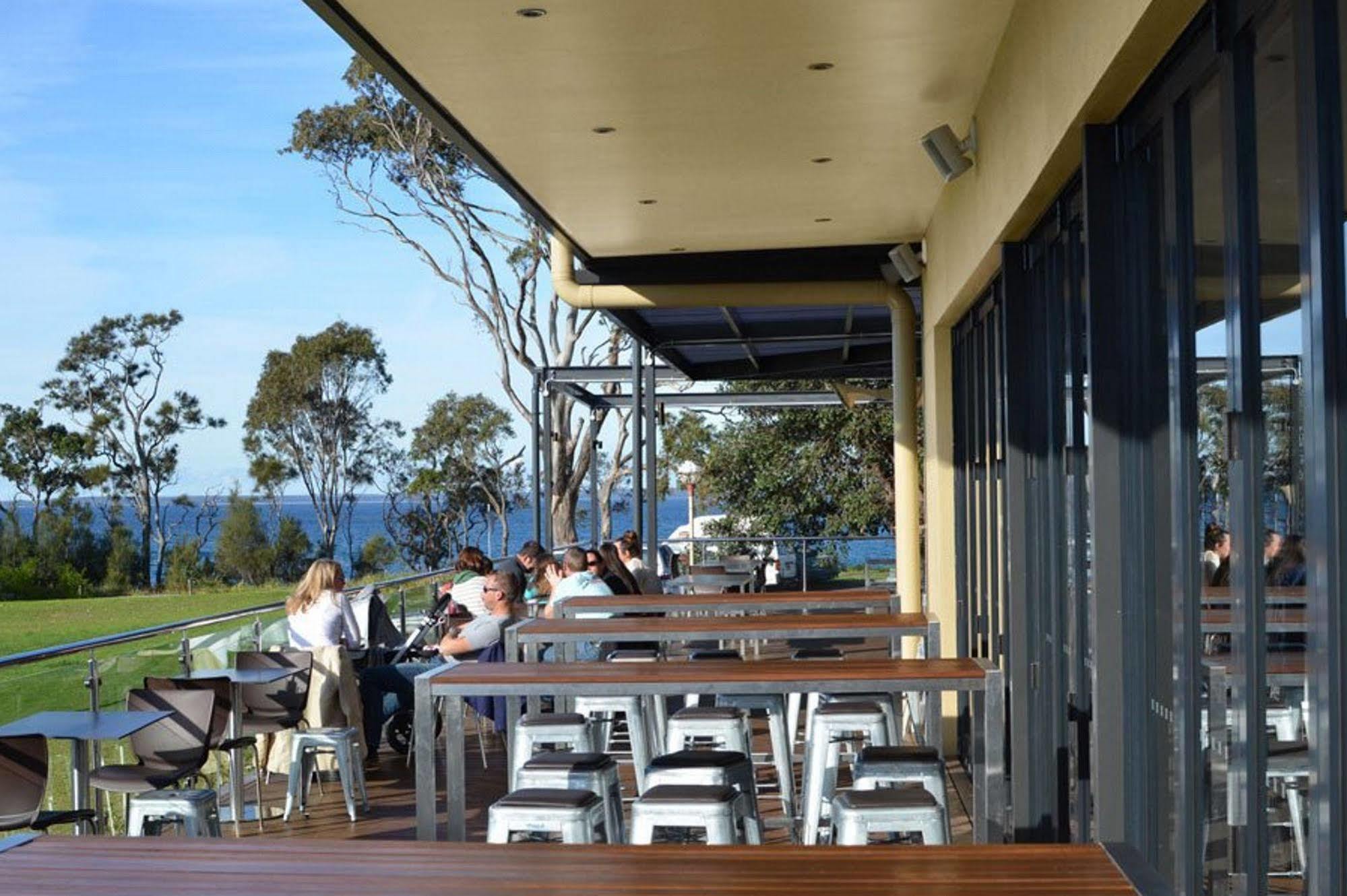 Huskisson Hotel Extérieur photo